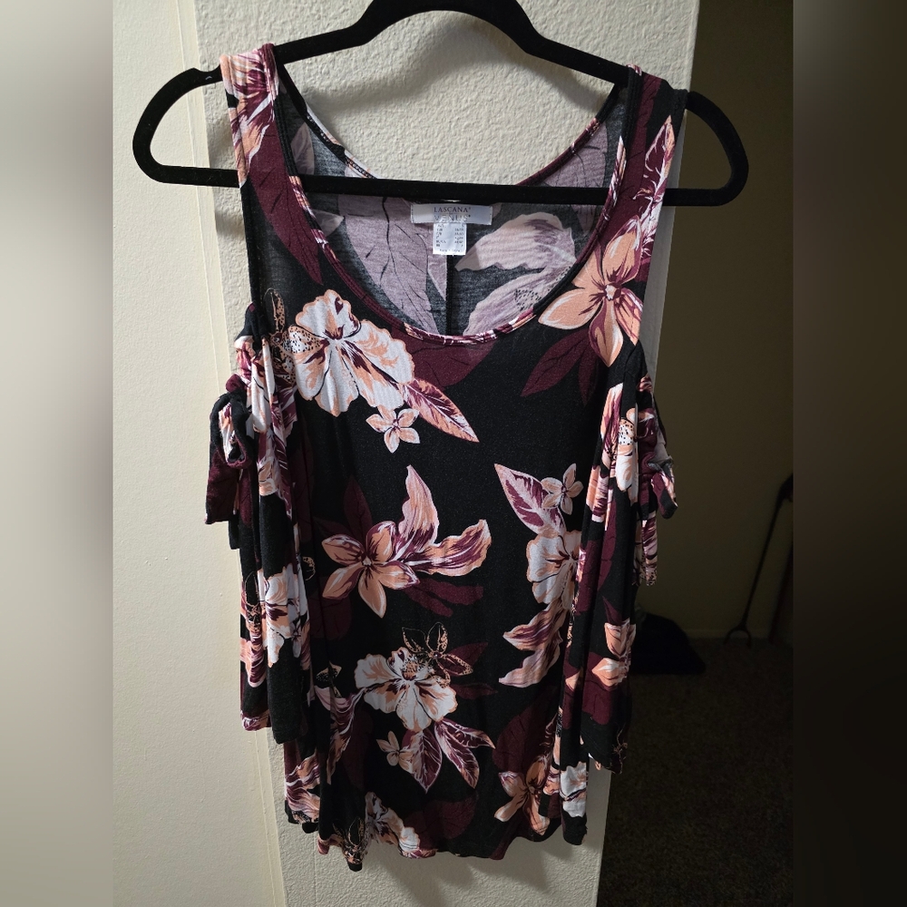Floral Cold Shoulder Blouse